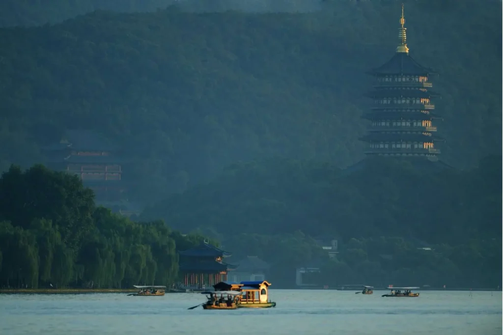 CHINA AND EUROPE STORY: CITY, PEOPLE AND CULTURE