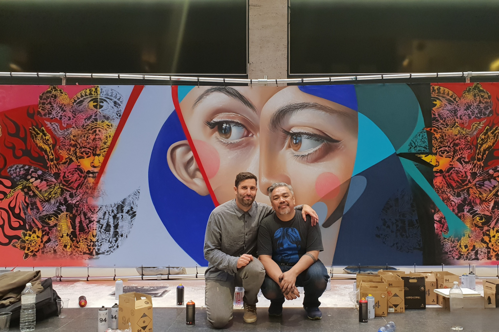 ROSTROS-MUKHA-FACES AT A CROSSROAD