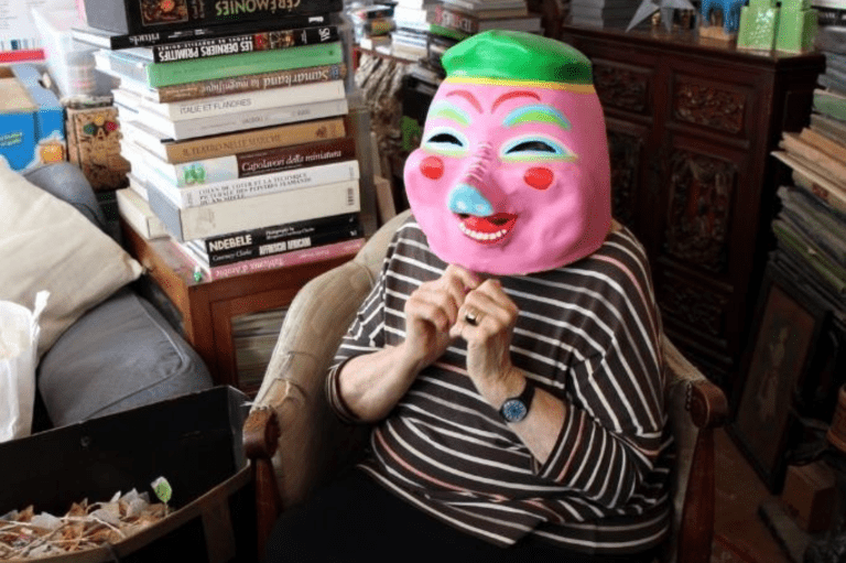 Read more about the article HAPPY HEADS