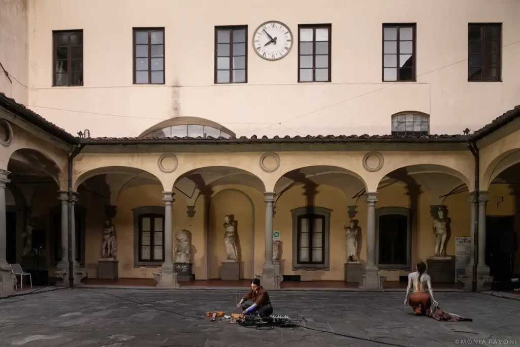 Performance of 'X' by Olimpia Fortuni and Katatonic Silentio at the Fabbrica Europa Festival 2022 © Monia Pavoni