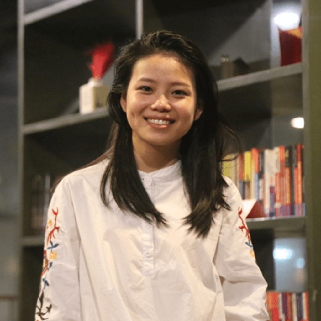 Tam Thi Pham is a Vietnamese multimedia composer, improviser, and performer currently based in Hamburg, Germany.  She works with improvisation and contact dance while integrating technology into live and networked performances, creating dynamic experiences where music, movement, and technology intersect.
Alongside her creative work, Tam organizes contemporary music and art events in Hanoi and Hamburg. Since 2025, she has been chairwoman of Hörbar e.V., presenting experimental music concerts with her team in Hamburg.