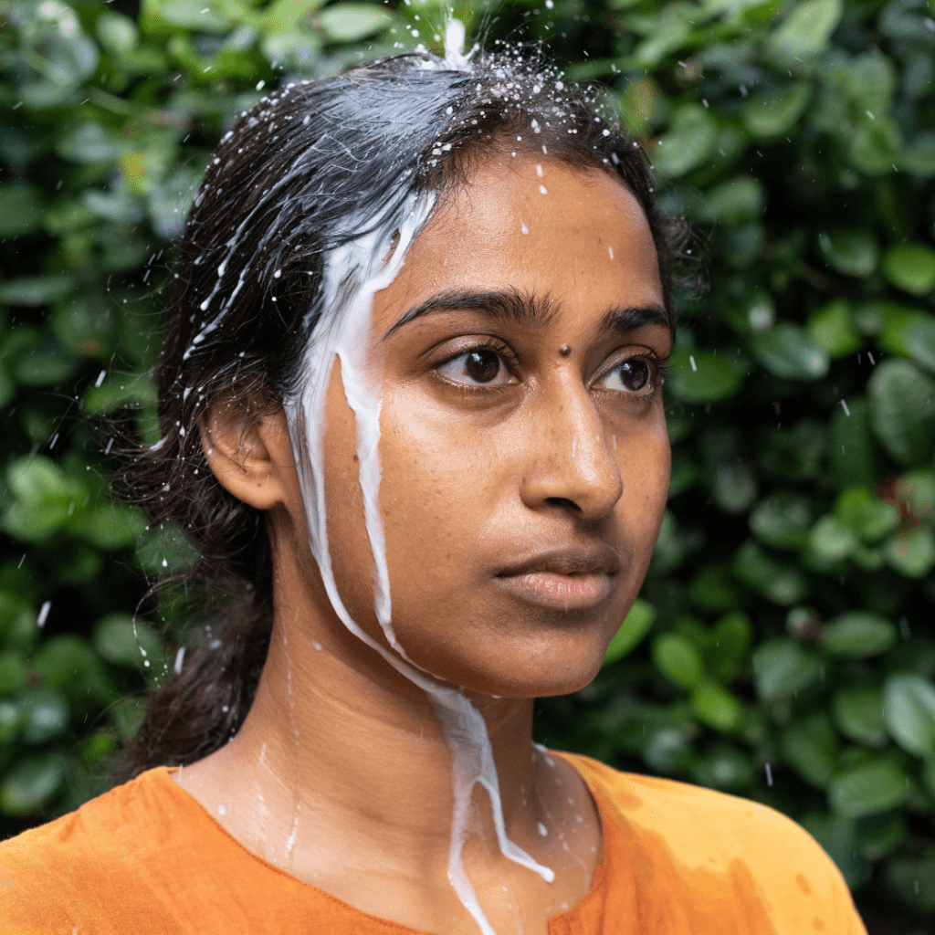 Venuri Perera is a choreographer, collaborator, performance artist, curator, and educator based between Amsterdam and Colombo. Exploring the power dynamics of visibility, anonymity and opacity, she attempts to disorient how we perceive the "other."  She subverts frameworks of existing rituals to create alternate dramaturgies. Perera’s solo and collaborative works deal with violent nationalism, colonial heritage, patriarchy, immigration and class and have been invited to festivals/venues across Europe, Asia and Africa since 2010. Her recent collaboration with Eisa Jocson (PH)  ‘Magic Maids’ is currently touring internationally.   She was a member of the Chitrasena Dance Company for 15 years, a visiting lecturer in the University of Visual and Performing Arts and a member of the Dance Panel of the Arts Council in Sri Lanka (‘18, ‘25). Perera conceived and curated the programs of the Colombo Dance Platform (2016-20, Goethe-Institut Colombo), and is committed to creating support networks for the independent dance scene in Sri Lanka.